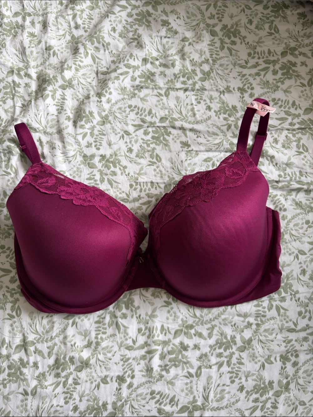 Brand new Victoria Secret Body by Victoria 36DDD